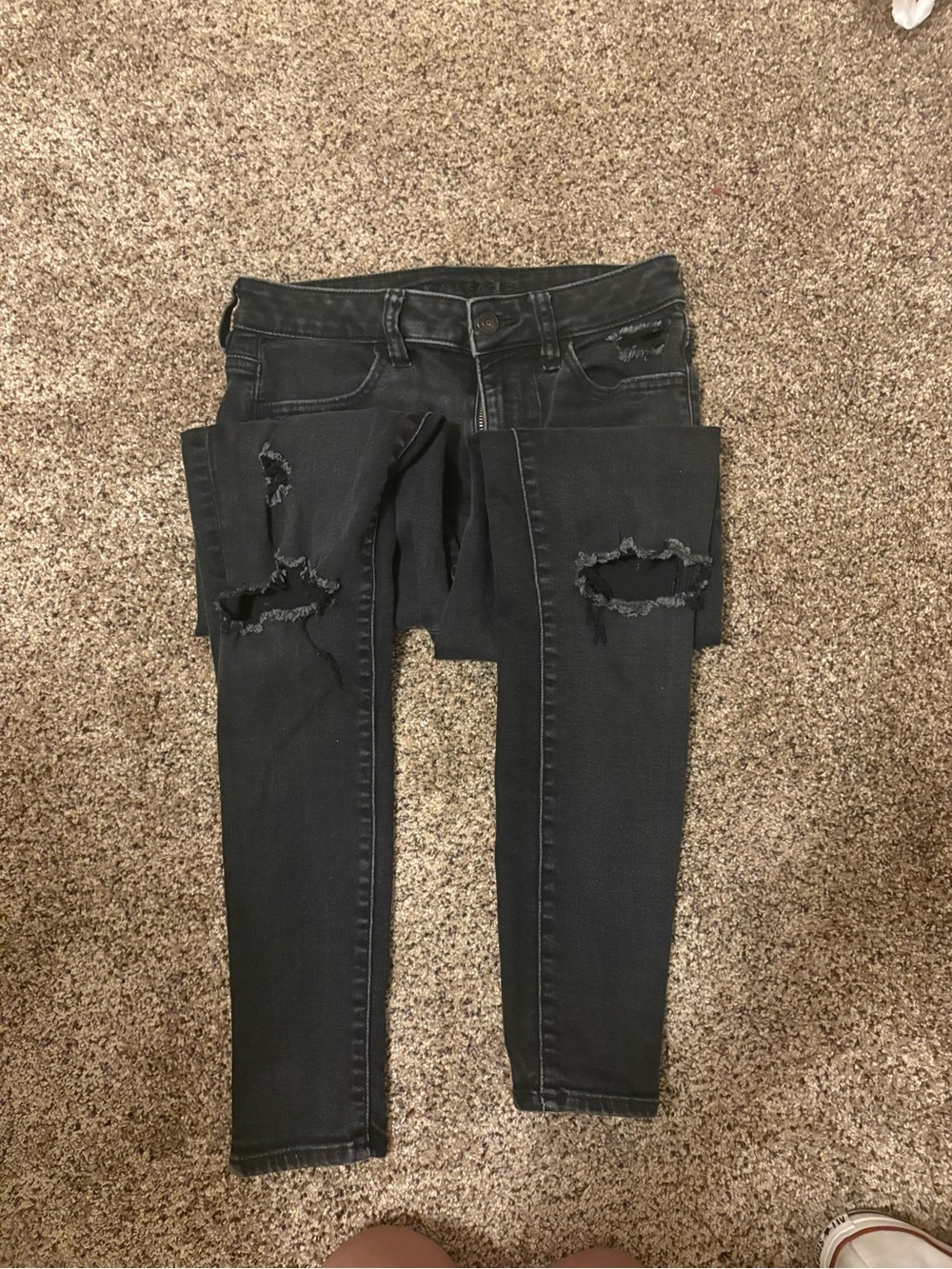 American Eagle Outfitters Black Distressed Skinny Jeans